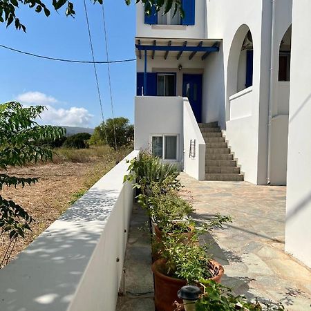 Athina Rooms Karvounades Εξωτερικό φωτογραφία