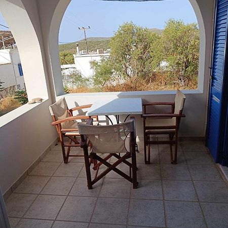 Athina Rooms Karvounades Εξωτερικό φωτογραφία