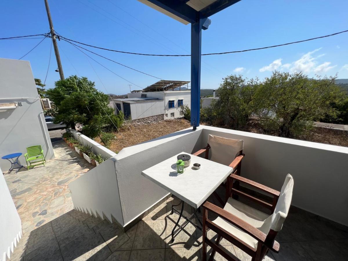 Athina Rooms Karvounades Εξωτερικό φωτογραφία
