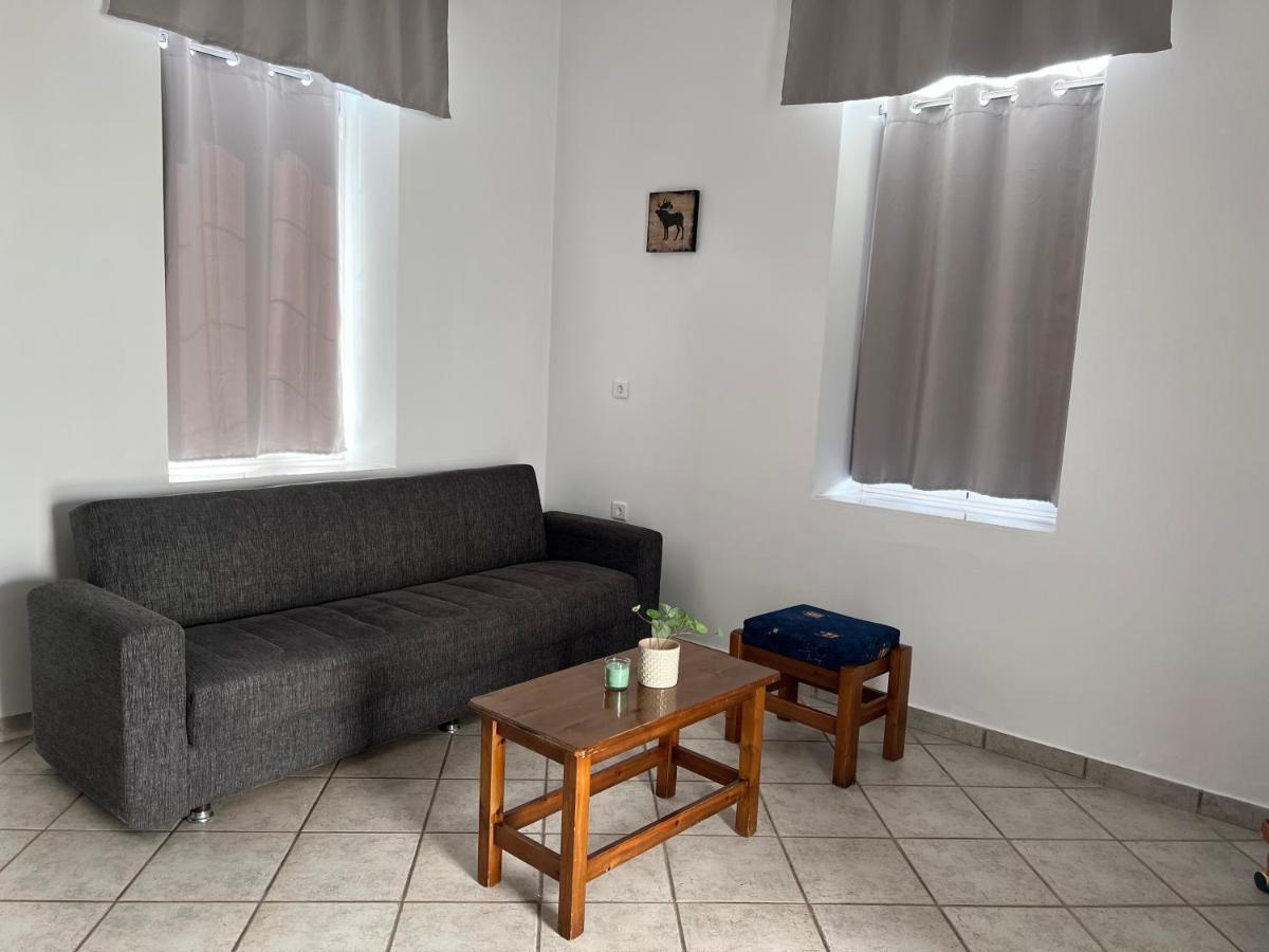 Athina Rooms Karvounades Εξωτερικό φωτογραφία