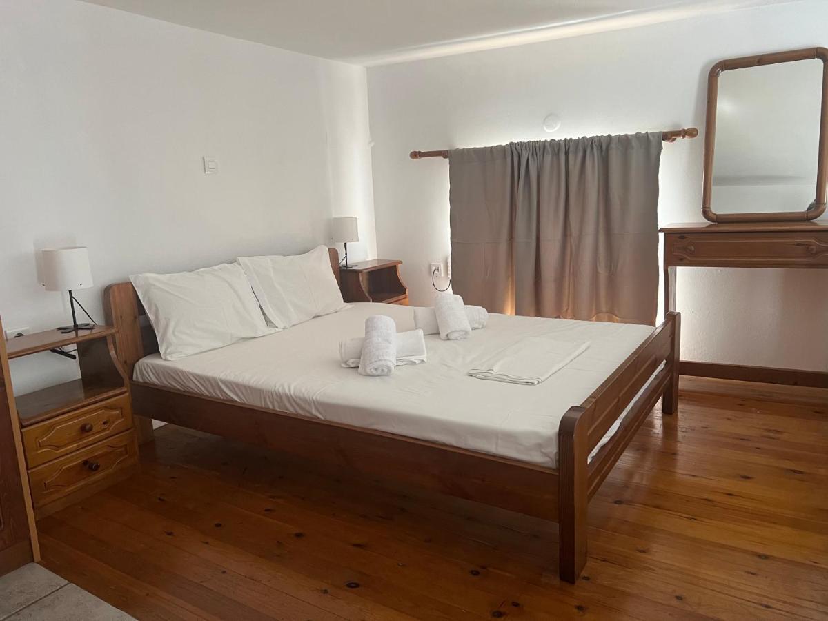 Athina Rooms Karvounades Εξωτερικό φωτογραφία